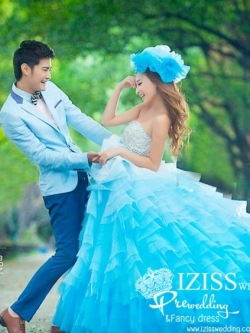 PW083 - **พรีออเดอร์** ชุดคู่ถ่ายพรีเวดดิ้ง (prewedding dress) & ชุดแต่งงานแฟนซี (Fancy wedding dress)ชายหญิง "ธีมสีฟ้า"