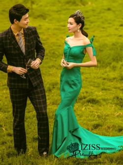 PW349-**พรีออเดอร์เฉพาะชุดผญ.**ชุดคู่ถ่ายพรีเวดดิ้ง (prewedding dress) & ชุดแต่งงานแฟนซี (Fancy wedding dress)ชายหญิง "ธีมสีเขียวเข้ม"
