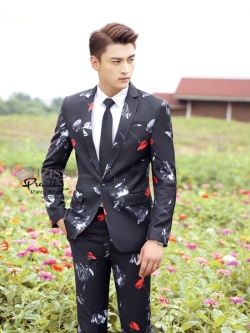 ST110- **พรีออเดอร์**สูทแฟนซีผู้ชายสีดำลายดาวผสมดอกไม้ พร้อมกางเกง ชุดสูทเจ้าบ่าว สูทแฟนซี ถ่ายพรีเวดดิ้ง & ชุดแต่งงานแฟนซี (Fancy wedding dress) สูทผู้ชายสีดำลายดาวผสมดอกไม้