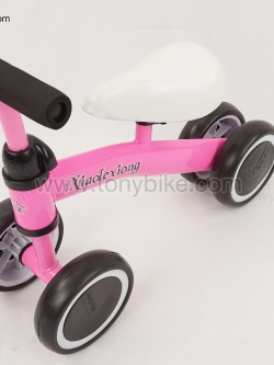 จักรยานขาไถ จักรยาน balance bike สีชมพู