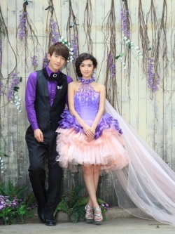 PW205 - Pre order ชุดคู่ถ่ายพรีเวดดิ้ง (prewedding dress) & ชุดแต่งงานแฟนซี (Fancy wedding dress)ชายหญิง "ธีมสีม่วง-ดำ"
