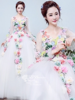 PW423- **พรีออเดอร์**ชุดคู่ถ่ายพรีเวดดิ้ง (prewedding dress) & ชุดแต่งงานแฟนซี (Fancy wedding dress)ชายหญิง "ธีมสีขาวลายดอกไม้"