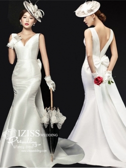 PW492-**พรีออเดอร์**ชุดแต่งงานเดรสสีขาว ชุดยกน้ำชา ชุดถ่ายพรีเวดดิ้ง (prewedding dress) & ชุดแต่งงานแฟนซี (Fancy wedding dress) "ธีมสีขาว"