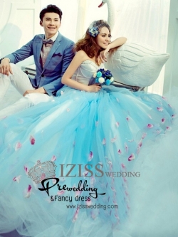 PW086 - **พร้อมส่งชุดผู้ชาย** ชุดคู่ถ่ายพรีเวดดิ้ง (prewedding dress) & ชุดแต่งงานแฟนซี (Fancy wedding dress)ชายหญิง "ธีมสีฟ้า"