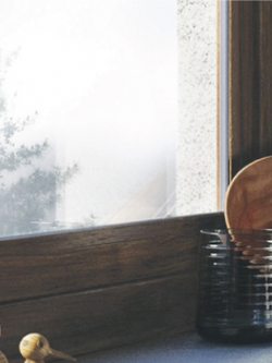 วอลเปเปอร์เทกจอร์ผิวหยาบพื้นสีน้ำเงินเข้ม SK3-D73W