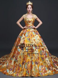 PW533 - **พรีออเดอร์มีแดงกับทองค่ะ** ชุดกี่เพ้าสีแดงทองลายมังกรแขนสั้นประดับเพชรพลอย ชุดยกน้ำชา ชุดคู่ถ่ายพรีเวดดิ้ง (prewedding dress) & ชุดแต่งงานแฟนซี (Fancy wedding dress)ชายหญิง "ธีมสีทอง"