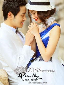 PW137 - Pre order ชุดคู่ถ่ายพรีเวดดิ้ง (prewedding dress) & ชุดแต่งงานแฟนซี (Fancy wedding dress)ชายหญิง "ธีมสีขาว-น้ำเงิน"