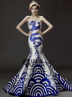 PW535 - **พรีออเดอร์มีสีน้ำเงินมังกรขาวกับสีขาวมังกรสีน้ำเงินค่ะ** ชุดกี่เพ้าสีขาวมังกรสีน้ำเงินแขนสั้น ชุดยกน้ำชา ชุดคู่ถ่ายพรีเวดดิ้ง (prewedding dress) & ชุดแต่งงานแฟนซี (Fancy wedding dress)ชายหญิง "ธีมสีน้ำเงิน"