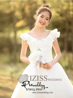 BR001 ชุดแต่งงานสั้น (wedding dress) สีขาว แขนสั้นแต่ระบาย น่ารักมากๆค่ะ