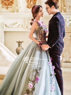 PW482- **พรีออเดอร์**ชุดแต่งงานแฟนซี ชุดเดรสสีเทาชมพู ชุดถ่ายพรีเวดดิ้ง (prewedding dress) & ชุดแต่งงานแฟนซี (Fancy wedding dress) "ธีมสีเทาชมพู น้ำเงิน"