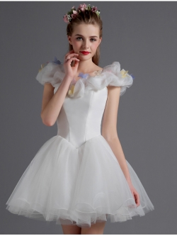 PW354-**พรีออเดอร์**ชุดคู่ถ่ายพรีเวดดิ้ง (prewedding dress) & ชุดแต่งงานแฟนซี (Fancy wedding dress)ชายหญิง "ธีมสีขาวซิลเดอรเรลล่า"