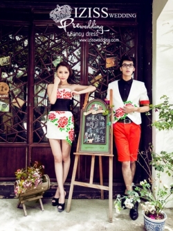 PW136 - Pre order ชุดคู่ถ่ายพรีเวดดิ้ง (prewedding dress) & ชุดแต่งงานแฟนซี (Fancy wedding dress)ชายหญิง "ธีมสีขาว-แดง"