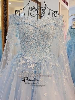 BRL085 **พรีออเดอร์**ชุดแต่งงานหรูหราประดับดอกไม้ผสมเพชรและคริสตัล สวยงามดุจเจ้าหญิง