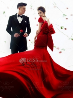 PW599- **พร้อมส่งค่ะ** ชุดราตรีสีแดง เสื้อสูทผู้ชายสีดำ ชุดคู่ถ่ายพรีเวดดิ้ง (prewedding dress) & ชุดแต่งงานแฟนซี (Fancy wedding dress)ชายหญิง "ธีมสีแดง ดำ"