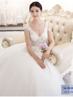 BR186 **พรีออเดอร์**ชุดแต่งงาน&ชุดเจ้าสาวแบบยาวสีขาวเกรดพรีเมี่ยม เปิดไหล่ มีแขน หรูหราน่ารัก สวยโดดเด่นไม่ซ้ำใคร