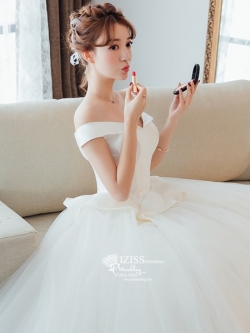 BR343 **พรีออเดอร์**ชุดแต่งงาน&ชุดเจ้าสาวแบบยาวอลังการ สีขาวเกรดพรีเมี่ยม หรูหราน่ารัก สวยโดดเด่นไม่ซ้ำใคร