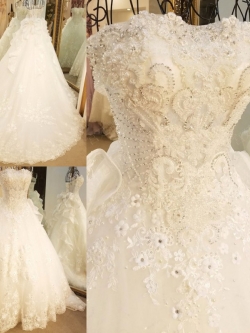 BRL020 **พรีออเดอร์**ชุดแต่งงานหรูหราประดับดอกไม้ผสมเพชรและคริสตัล สวยงามดุจเจ้าหญิง