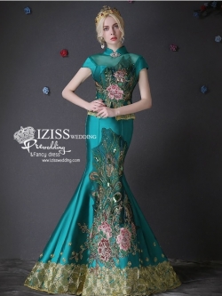 PW441- **พรีออเดอร์สีเขียวและสีแดง**ชุดกี่เพ้ายาว ชุดยกน้ำชา ชุดถ่ายพรีเวดดิ้ง (prewedding dress) & ชุดแต่งงานแฟนซี (Fancy wedding dress) "ธีมสีเขียว"