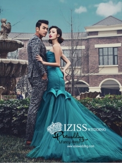 PW297- **พร้อมส่งเฉพาะชุดผู้หญิงสีฟ้าอมเขียวไม่ใช่เขียวหัวเป็ดนะคะ** ชุดคู่ถ่ายพรีเวดดิ้ง (prewedding dress) & ชุดแต่งงานแฟนซี (Fancy wedding dress)ชายหญิง "ธีมสีฟ้าอมเขียว"