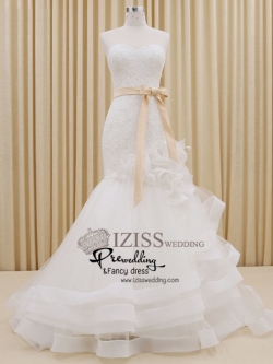 RM006 **งานตัดเกรด A**พรีออเดอร์ชุดราตรีหรูหรา ชุดแต่งงาน ชุดพรีเวดดิ้งสั่งตัดได้ค่ะ งานเกรดพรีเมี่ยม ตัดเย็บปราณีต สวมใส่สวยงามดุจเจ้าหญิง