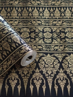 วอลเปเปอร์กรวยเชิงดอกพุดตานสีทองพื้นสีดำ LTH-M49