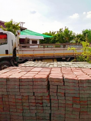 อิฐตัวหนอน ส่งถึงลูกค้า