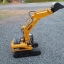 KOMATSU แม็คโครบังคับ