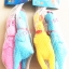 ไก่โอ๊คมินิสีหวาน 2 ชิ้นถุงตาข่าย มีเสียง 16.5 ซม.